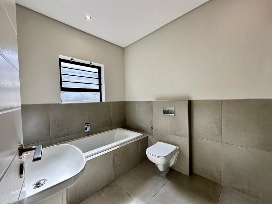 3 Bedroom Property for Sale in Turnberry Village Western Cape